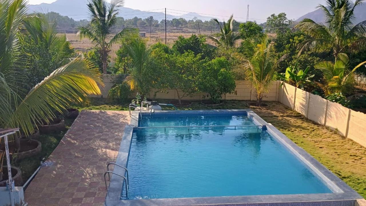 Sai Farm Hotell Karjat Eksteriør bilde