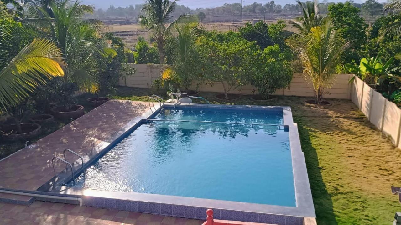 Sai Farm Hotell Karjat Eksteriør bilde